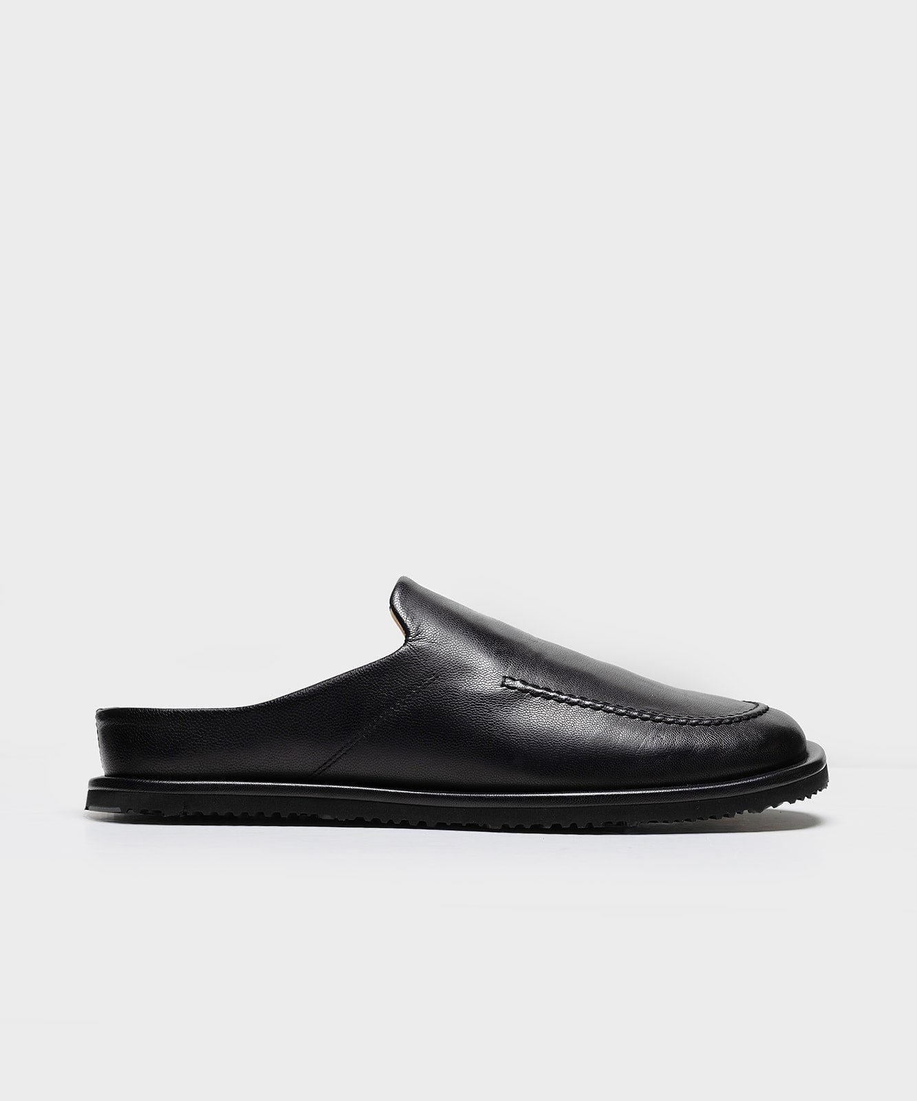 The Lungomare All Black Sheep Leather