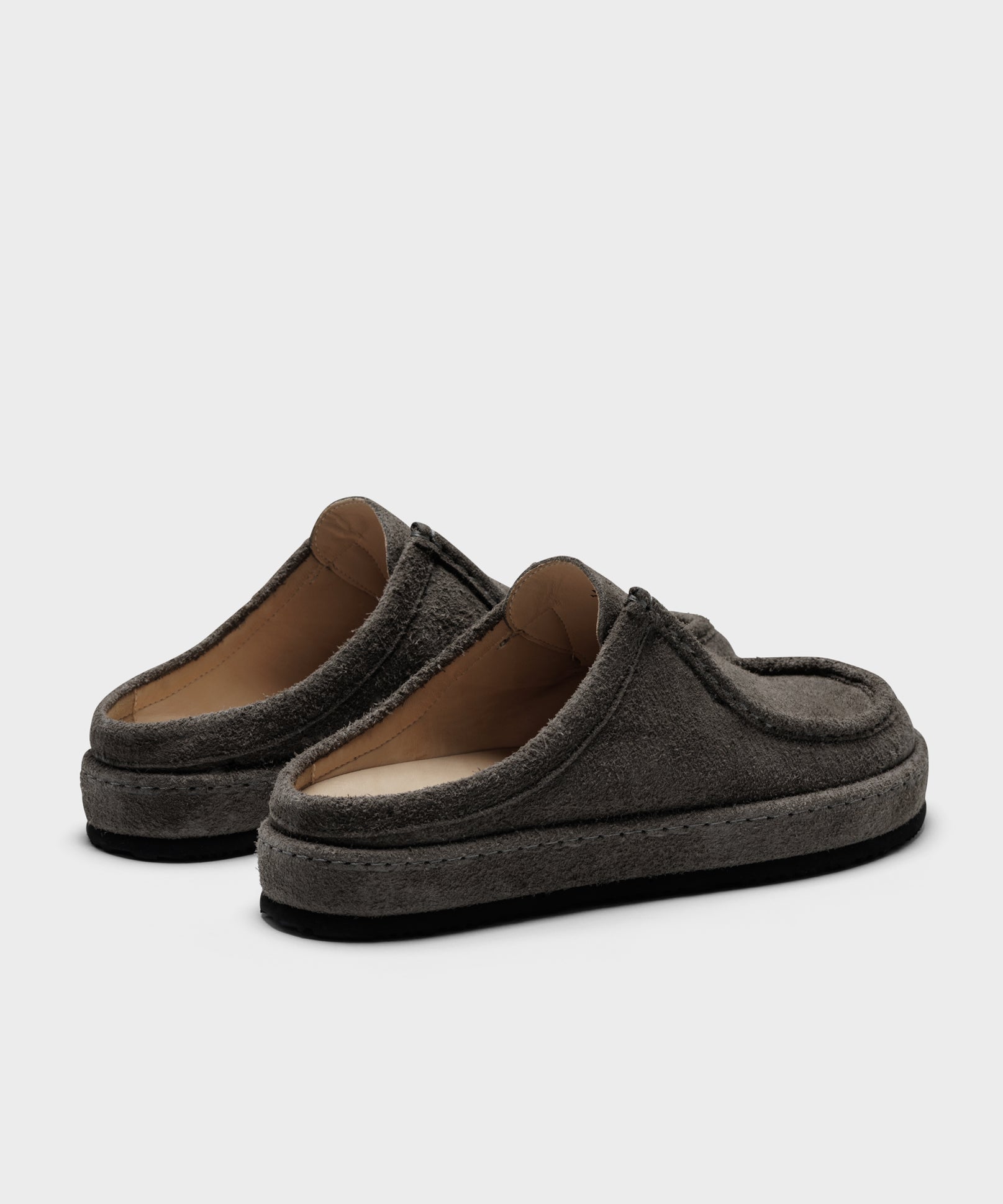 The Fernabee 6T Slip-In Anthracite Hairy Suede