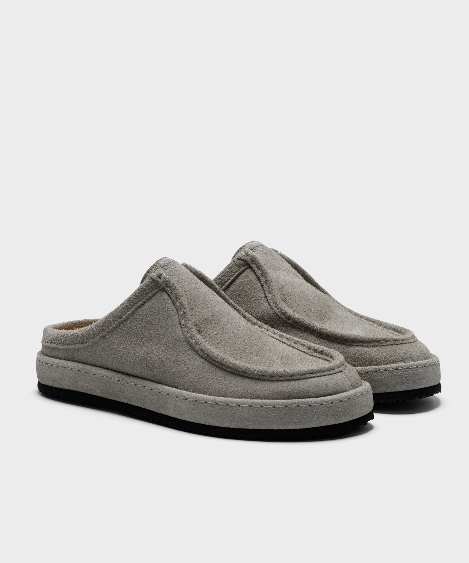 The Fernabee 6T Slip-In Tonal Light Grey Hairy Suede