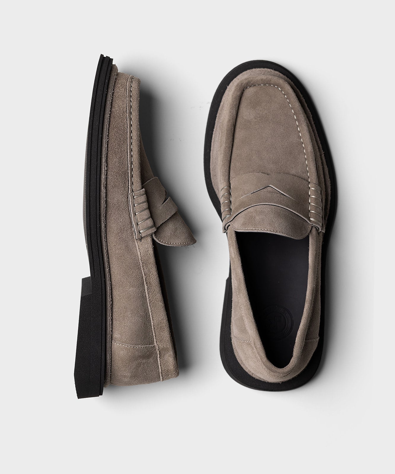 The Anglo-Santa Light Grey Suede