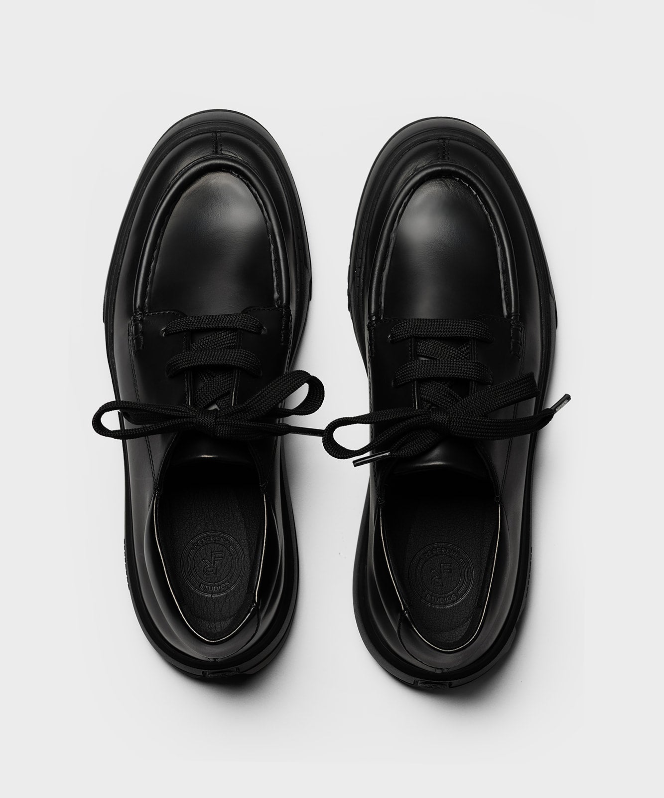 The Tahoe Lugs All Black Brushed Leather