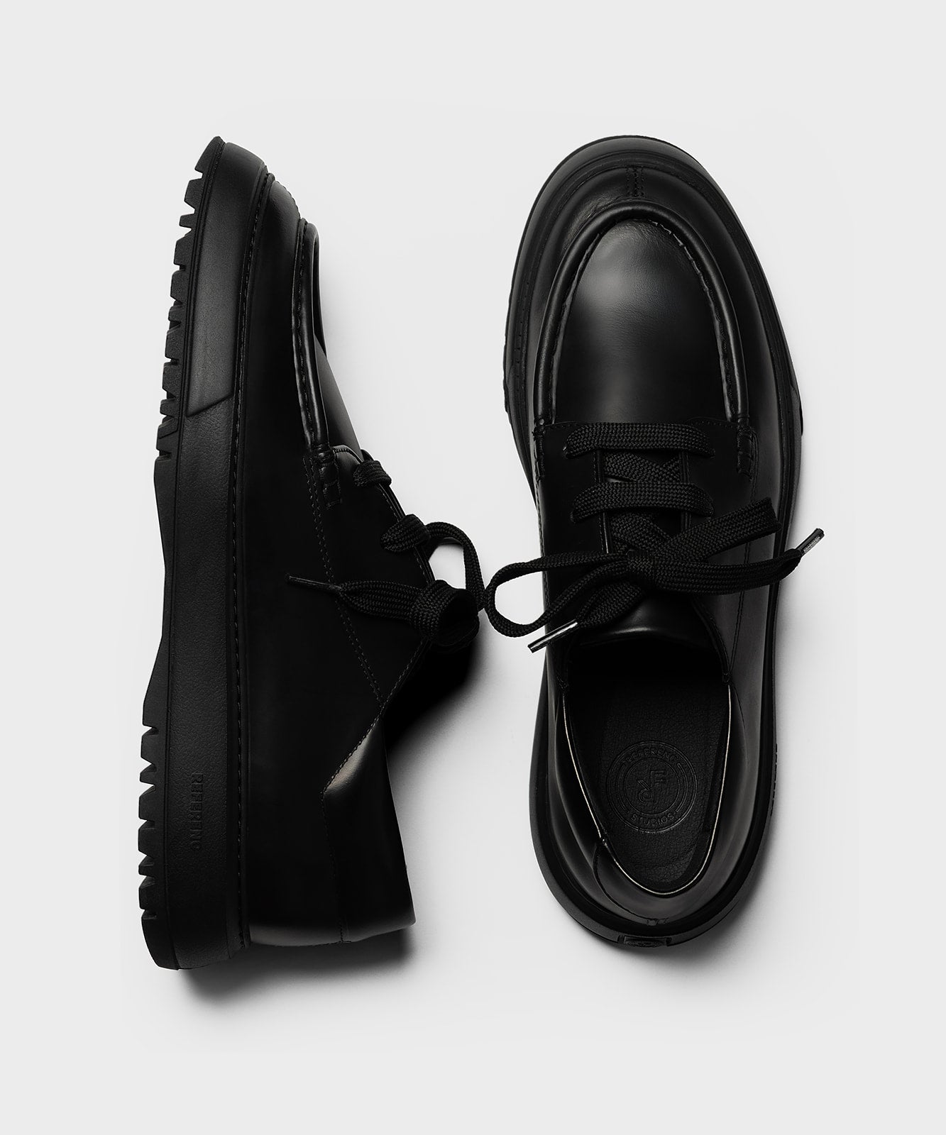 The Tahoe Lugs All Black Brushed Leather