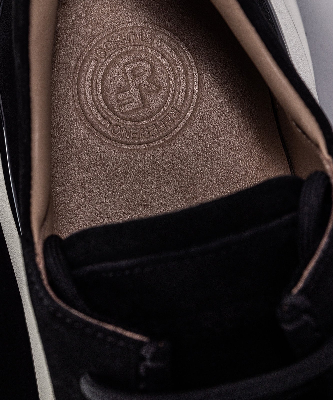 Fernabee MegaGrip® Black Suede