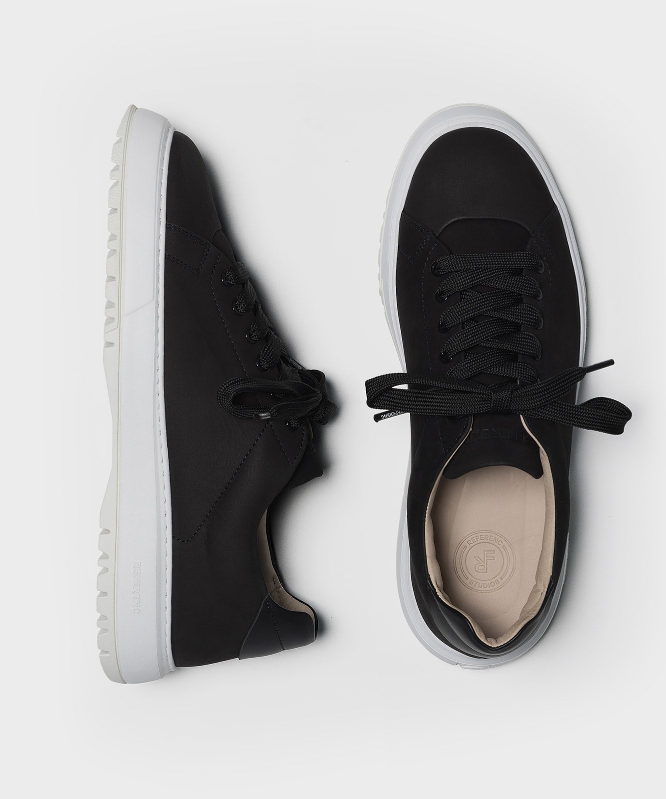 The Tennis Top Black Nubuck – REFERENC Studios