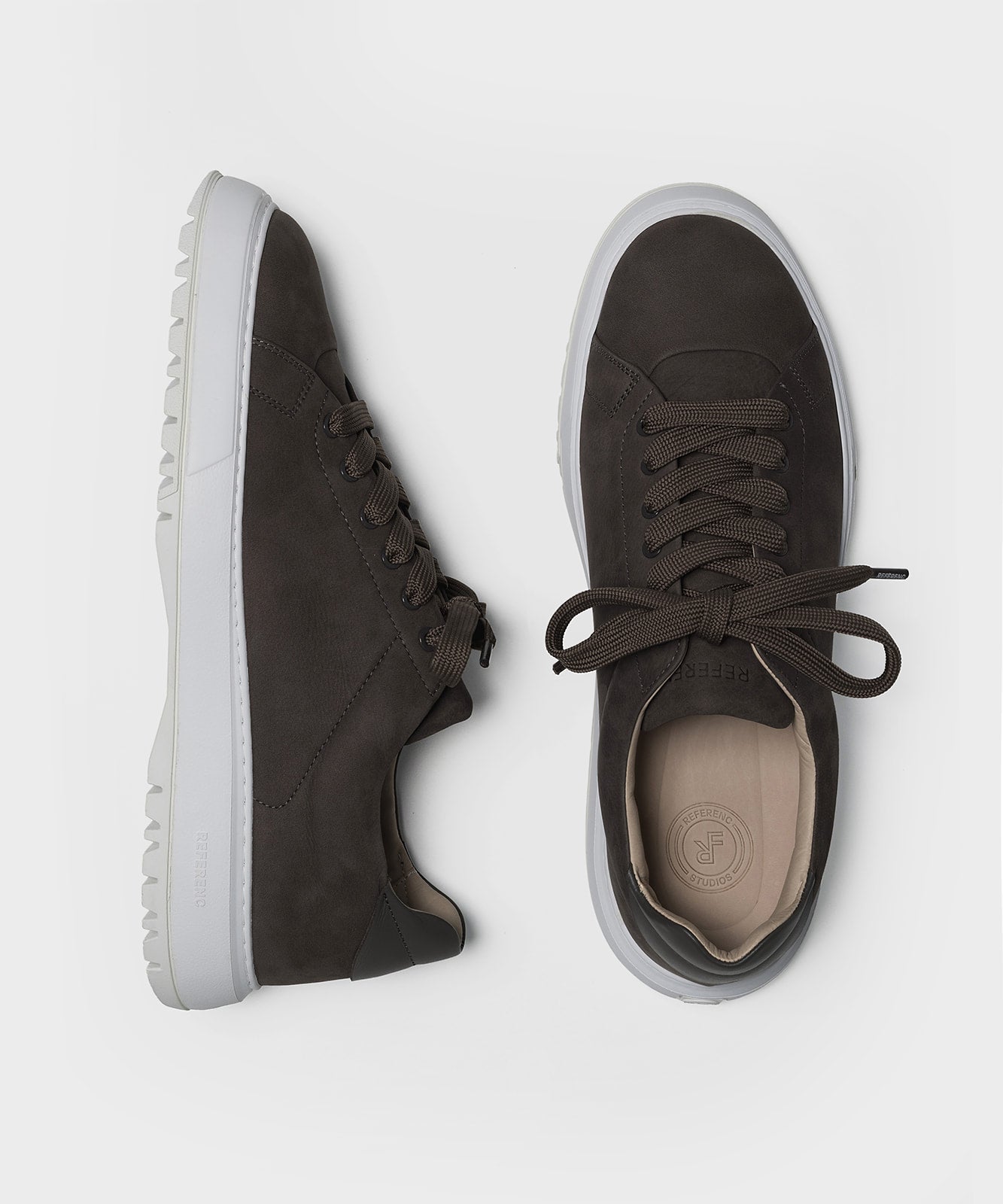 The Tennis Top Dark Taupe Nubuck – REFERENC Studios
