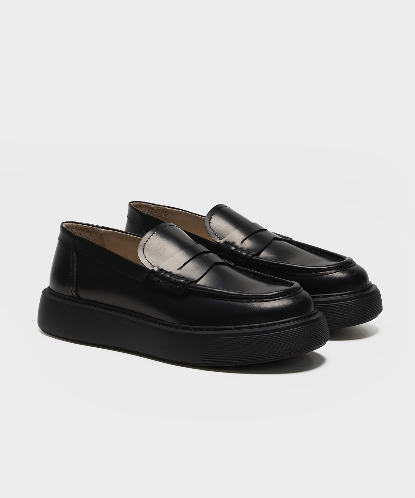 Loafer- Brushed Leather Black/Black