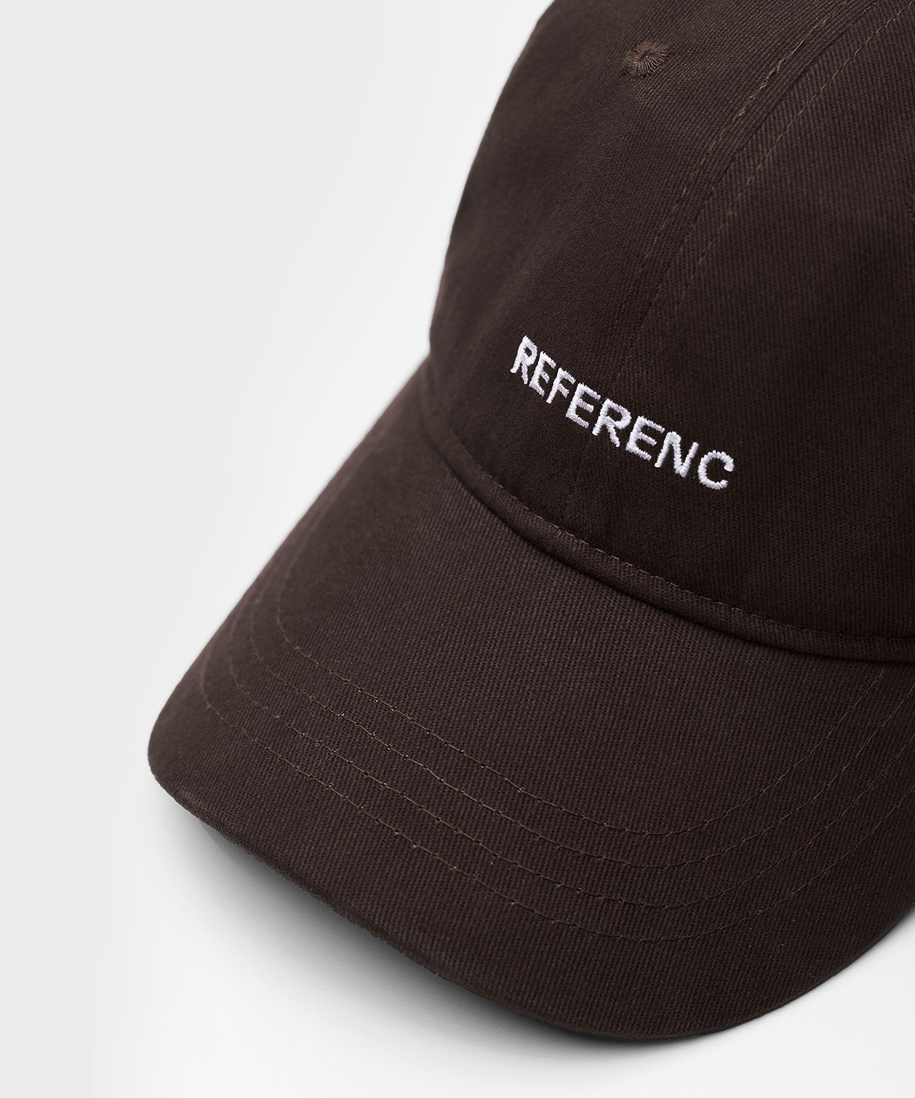 REFERENC Logo Cap Dark Brown