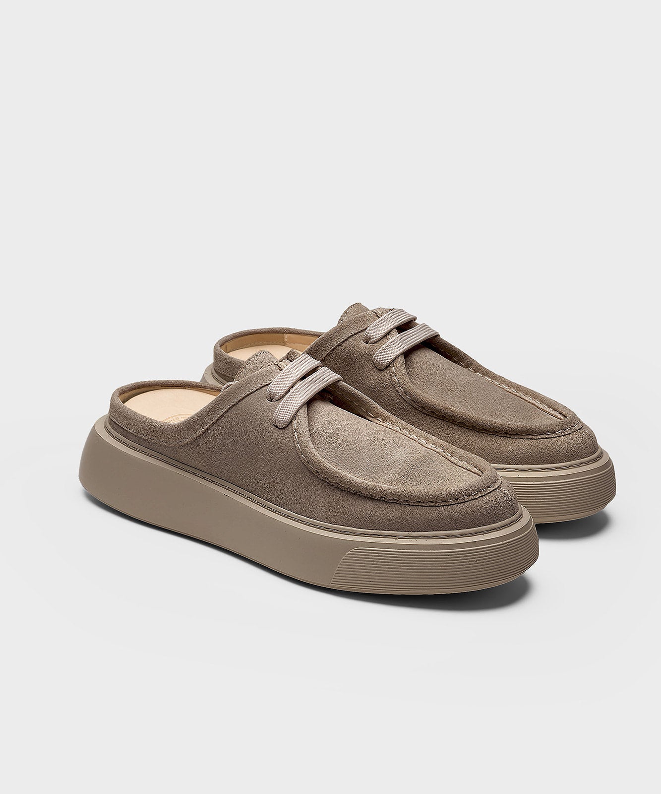 The Fernabee Slip-in Light Taupe
