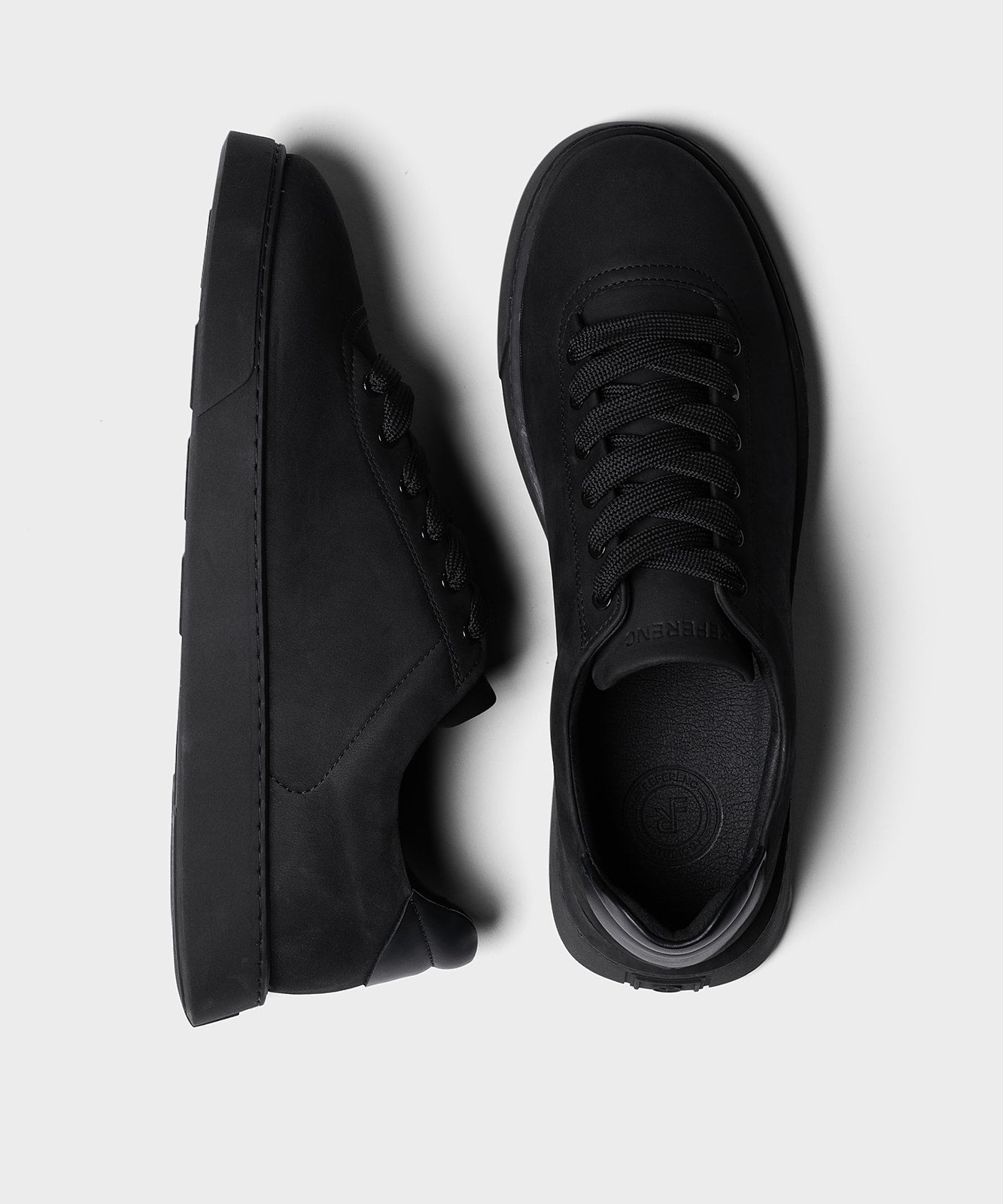 The Cassetta All Black Nubuck
