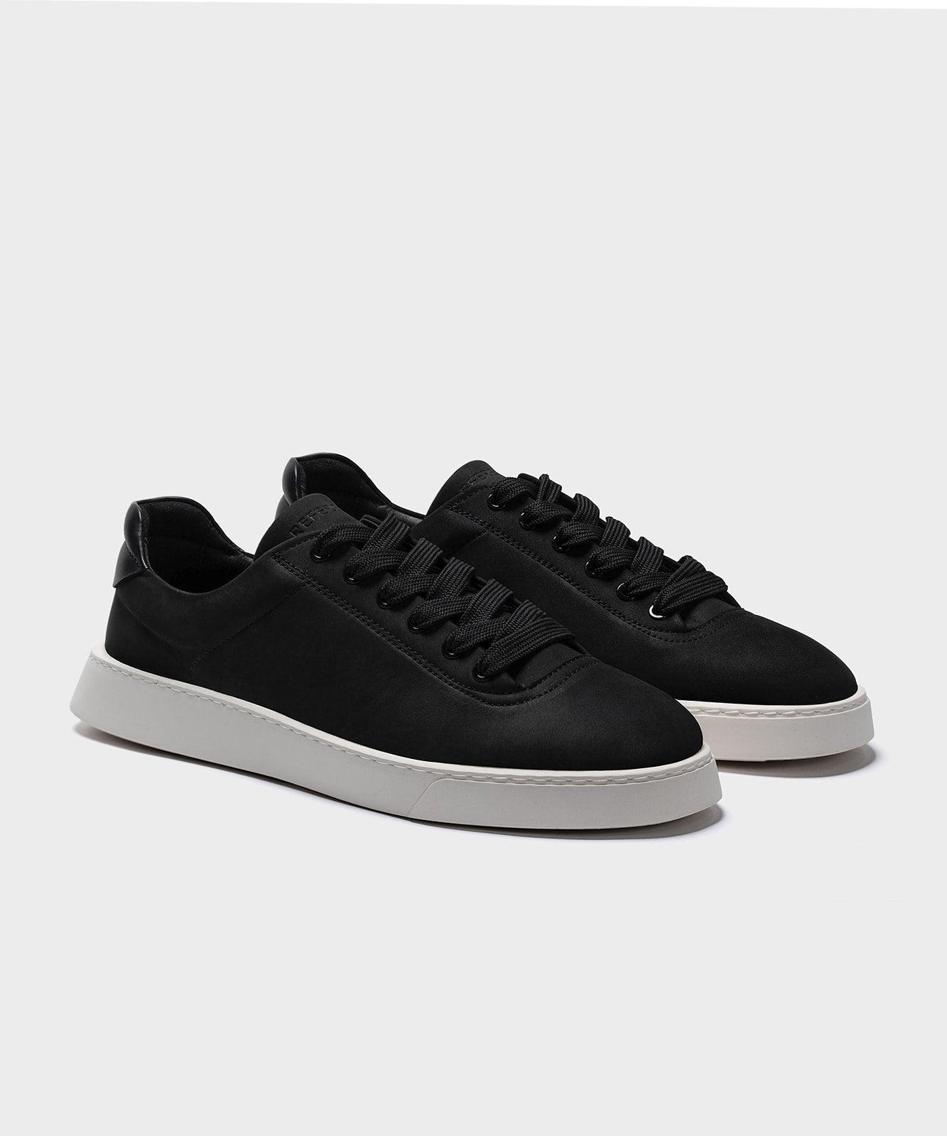 Cassetta Black Nubuk